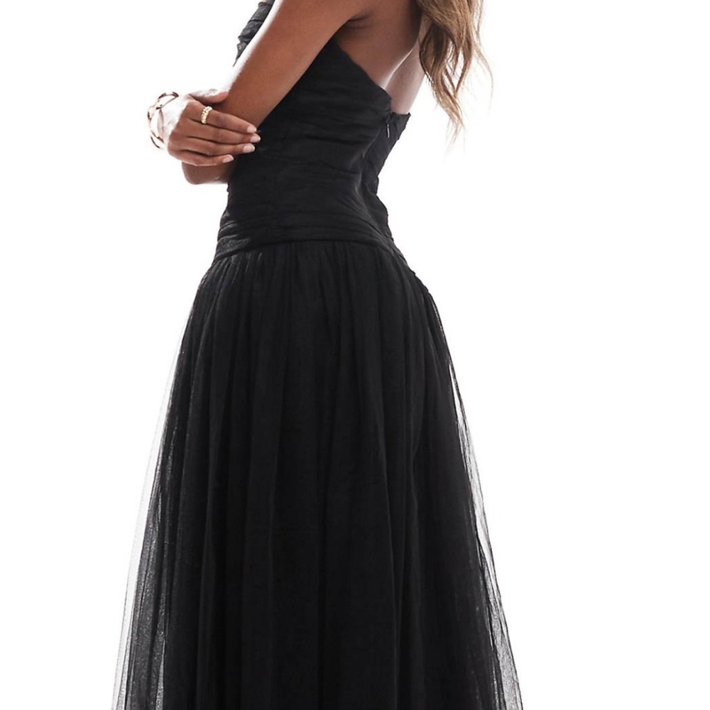 Black tulle midi brand new